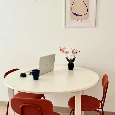 Sanctuary Comfort - Free Parking & Ac