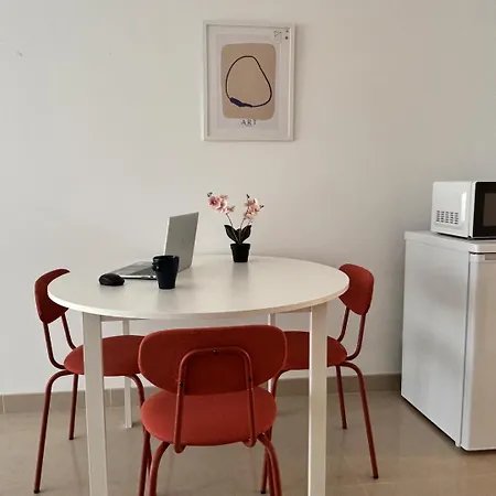 Sanctuary Comfort - Free Parking & Ac *