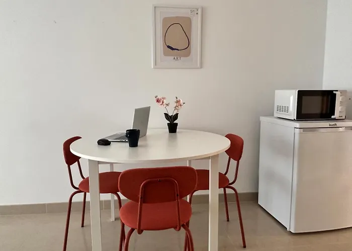 Sanctuary Comfort - Free Parking & Ac *